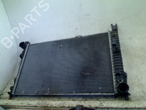 Used Water radiator Water radiator MERCEDES-BENZ C-CLASS (W203) C 180 Kompressor (203.046) (143 hp) 34674901 34674901