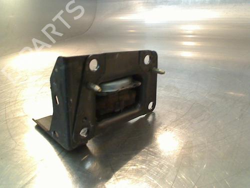 Used Engine mount Engine mount PEUGEOT 1007 (KM_) 1.4 (75 hp) 34678376 34678376