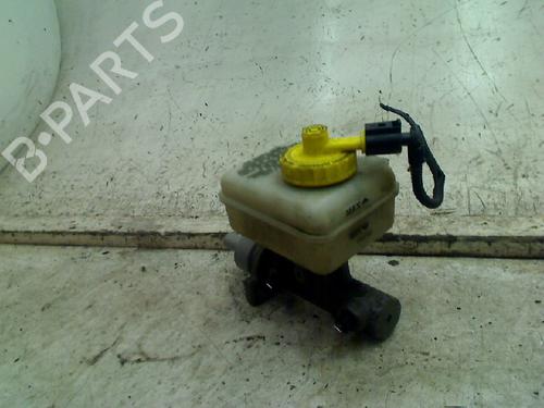 brake-master-cylinder-audi-tt-8n3-1998-1999-2000-2001-2002-2003-2004-2005-2006-2007-34675358 main image