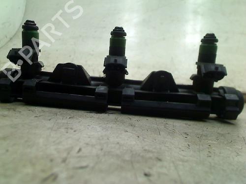 Used Injection rail Injection rail VW POLO IV (9N_, 9A_) 1.2 12V (64 hp) 34673624 34673624