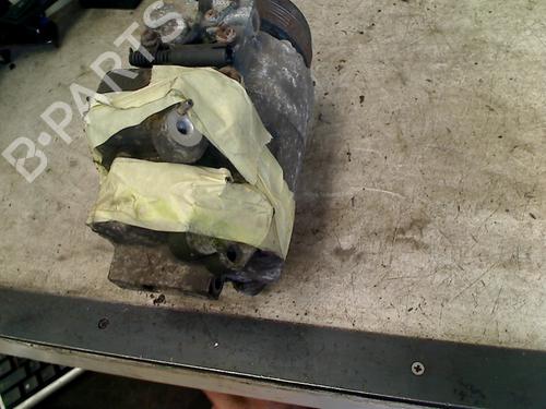 AC compressor BMW 5 (E39) 523 i | BP34656574M34 - Image 3