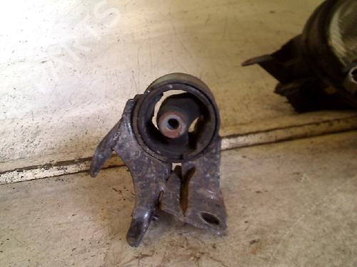 engine-mount-toyota-corolla-compact-_e11_-1997-1998-1999-2000-2001-2002-34674651 main image