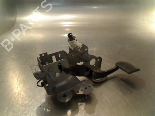 Pédale de frein Pédale de frein RENAULT MEGANE III Grandtour (KZ0/1) 1.5 dCi (86 hp) 34681746 34681746