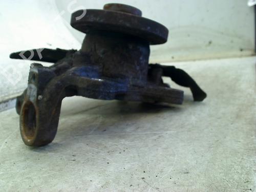 Used Left front steering knuckle Left front steering knuckle VW TRANSPORTER T4 Bus (70B, 70C, 7DB, 7DK, 70J, 70K, 7DC, 7DJ) 2.4 D (78 hp) 34659284 34659284