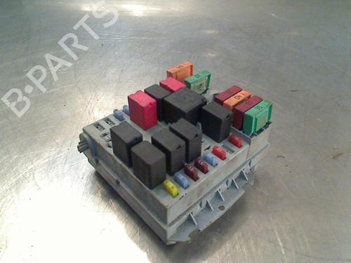 Used Fuse box Fuse box ALFA ROMEO GT (937_) 2.0 JTS (937CXH1A, 937CXH11) (165 hp) 34683880 34683880