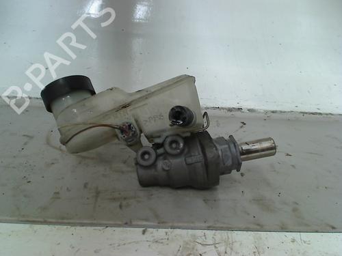 Used Brake master cylinder Brake master cylinder TOYOTA YARIS (_P1_) 1.0 (SCP10_, SCP10R) (68 hp) 34660108 34660108