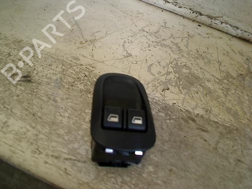 Used Switch Switch PEUGEOT 206 Hatchback (2A/C) 1.4 i (75 hp) 34662800 34662800
