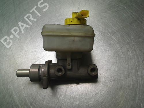 Used Brake master cylinder Brake master cylinder VW GOLF IV (1J1) 2.3 V5 (170 hp) 34689769 34689769