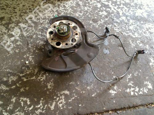 Used Right front steering knuckle Right front steering knuckle MERCEDES-BENZ C-CLASS Coupe (CL203) C 200 CDI (203.707) (122 hp) 34672708 34672708