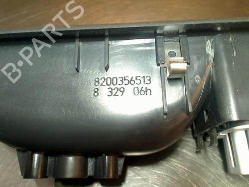 switch-renault-twingo-ii-cn0_-2007-34683920 main image