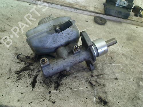 Used Brake master cylinder Brake master cylinder OPEL VECTRA B Estate (J96) 1.6 i 16V (F35) (100 hp) 34656596 34656596