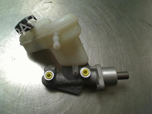 brake-master-cylinder-renault-twingo-ii-cn0_-2007-34690254 main image