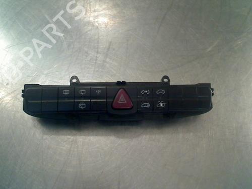 Advarselsbryter Advarselsbryter MERCEDES-BENZ VITO Bus (W639) 115 CDI (639.701, 639.703, 639.705) (150 hp) 34682098 34682098