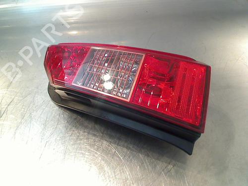 right-taillight-fiat-idea-350_-2003-34677792 main image