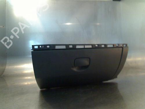 Used Glove box Glove box RENAULT CLIO III (BR0/1, CR0/1) 1.2 16V (BR02, BR0J, BR11, CR02, CR0J, CR11) (75 hp) 34683389 34683389