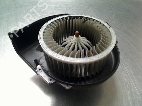 Used Heater blower motor Heater blower motor SKODA FABIA II Combi (545) 1.2 TDI (75 hp) 34690175 34690175