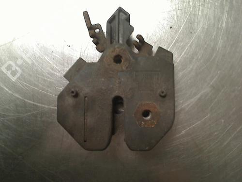 Used Hood lock Hood lock VOLVO V70 II (285) 2.4 (140 hp) 34690336 34690336
