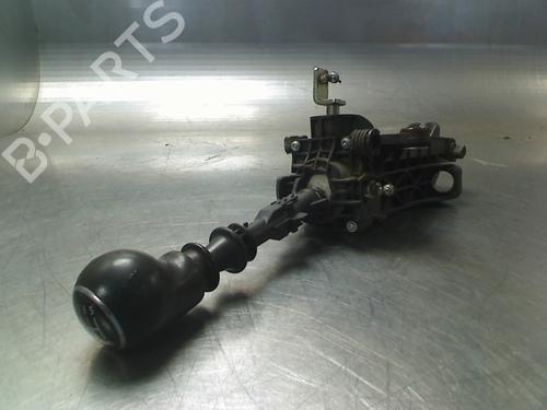 shift-knob-vw-crafter-30-50-van-2e_-2006-2007-2008-2009-2010-2011-2012-2013-2014-2015-2016-34691349 main image