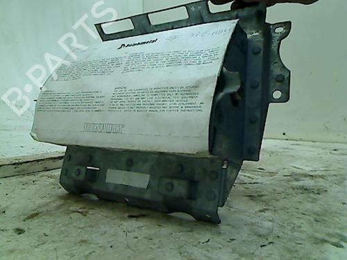 Used Passenger airbag Passenger airbag RENAULT CLIO II (BB_, CB_) 1.2 (BB0A, BB0F, BB10, BB1K, BB28, BB2D, BB2H, CB0A,... (58 hp) 34652341 34652341
