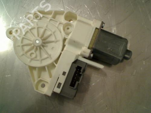 Used Electronic module Electronic module PEUGEOT 407 SW (6E_, 6D_) 1.8 16V (125 hp) 34676701 34676701