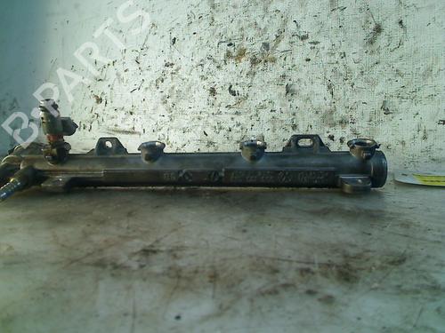 injection-rail-seat-leon-1m1-1999-2000-2001-2002-2003-2004-2005-2006-34650362 main image