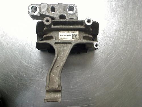 Support de moteur Support de moteur SKODA OCTAVIA III Combi (5E5, 5E6) 1.6 TDI (105 hp) 34690783 34690783