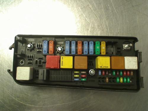 Used Fuse box Fuse box OPEL SIGNUM Hatchback (Z03) 1.9 CDTI (F48) (120 hp) 34691795 34691795