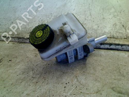 brake-master-cylinder-peugeot-107-pm_-pn_-2005-2006-2007-2008-2009-2010-2011-2012-2013-2014-2015-2016-34675843 main image