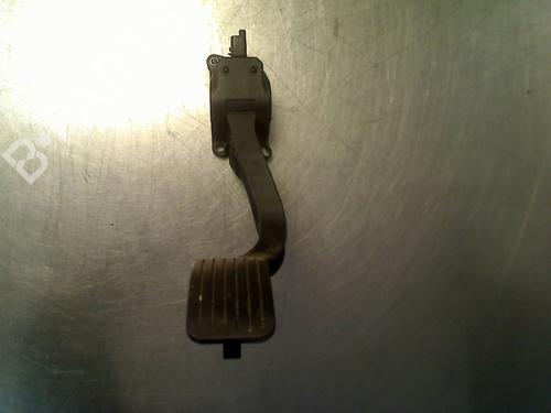 Used Pedal Pedal PEUGEOT 5008 (0U_, 0E_) 1.6 16V (156 hp) 40491788 40491788