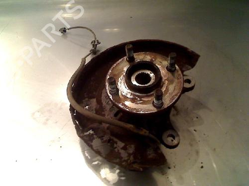 Used Right front steering knuckle Right front steering knuckle TOYOTA YARIS (_P1_) 1.3 (NCP10, SCP12_) (86 hp) 34676426 34676426