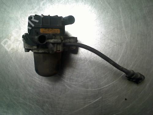 Used Secondary air pump Secondary air pump CITROËN C5 I (DC_) 2.0 16V (DCRFNC, DCRFNF) (136 hp) 34689014 34689014