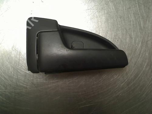 front-left-interior-door-handle-kia-ceed-hatchback-ed-2006-2007-2008-2009-2010-2011-2012-34689703 main image