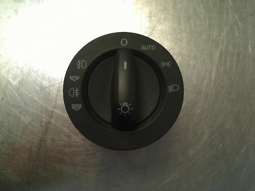 Used Headlight switch Headlight switch 39072519 39072519