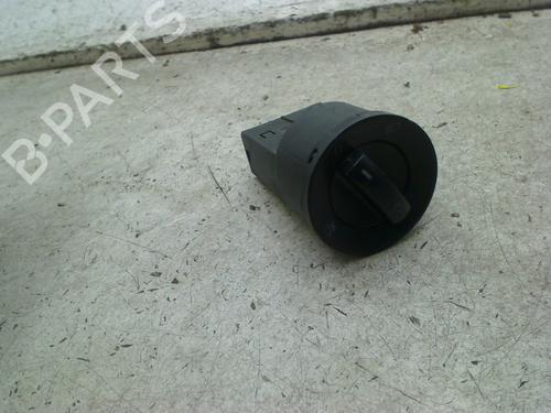 Used Headlight switch Headlight switch VW POLO IV (9N_, 9A_) 1.9 SDI (64 hp) 34670608 34670608