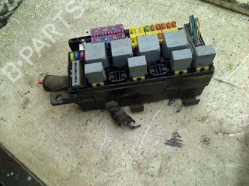 Used Fuse box Fuse box 34673339 34673339