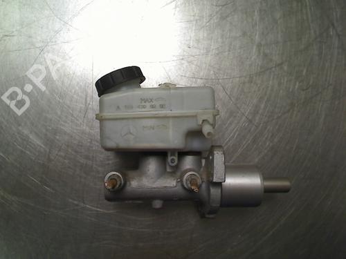 brake-master-cylinder-subaru-forester-sh_-2007-34687840 main image