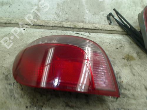 left-taillight-toyota-yaris-_p1_-1999-2000-2001-2002-2003-2004-2005-34658051 main image
