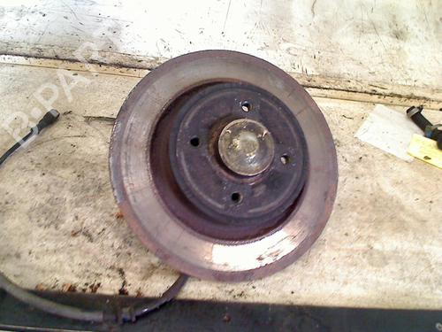 Used Right rear steering knuckle Right rear steering knuckle RENAULT SCÉNIC I MPV (JA0/1_, FA0_) 1.6 BiFuel (JA04) (107 hp) 34657328 34657328