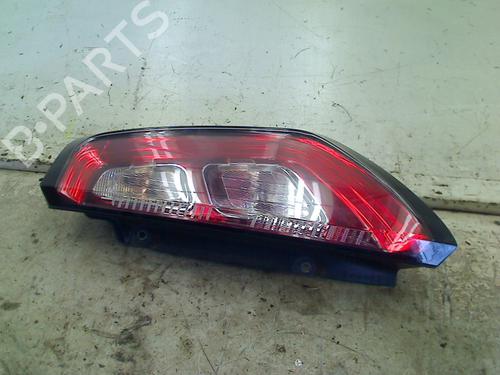 right-taillight-fiat-grande-punto-199_-2005-34668692 main image