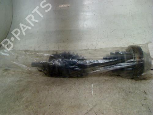 Used Left front driveshaft Left front driveshaft MERCEDES-BENZ VITO Van (W638) 108 CDI 2.2 (638.094) (82 hp) 34669779 34669779