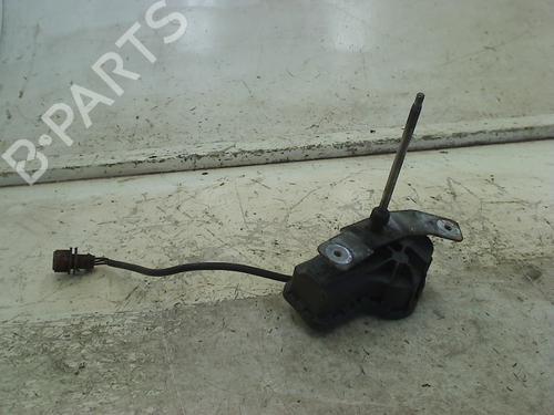 Used Front wiper motor Front wiper motor VOLVO V70 I (875, 876) 2.4 (140 hp) 34662735 34662735
