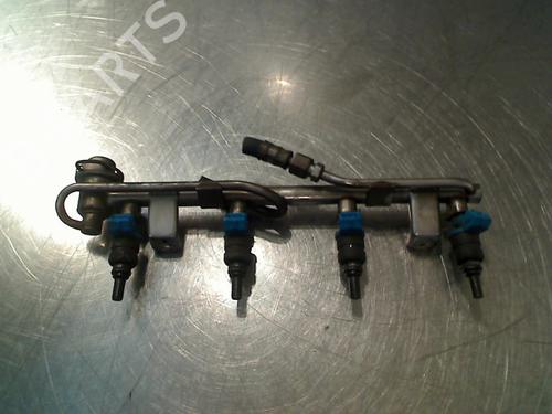 injection-rail-vw-passat-b5-3b2-1996-1997-1998-1999-2000-2001-34679132 main image