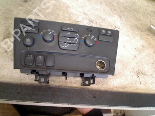 Used Climate control Climate control VOLVO S60 I (384) 2.4 (170 hp) 34658698 34658698