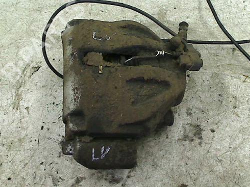 Used Left front brake caliper Left front brake caliper MERCEDES-BENZ SPRINTER 2-t Platform/Chassis (B901, B902) 208 D (901.311, 901.312, 901.321, 902.311, 902.312,... (79 hp) 34653621 34653621