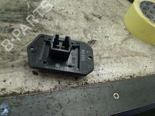 heater-resistor-toyota-yaris-_p1_-1999-2000-2001-2002-2003-2004-2005-34658049 main image
