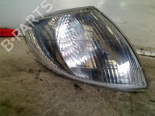 Blinklys foran høyre Blinklys foran høyre RENAULT MEGANE I (BA0/1_) 1.6 e (BA0F, BA0S) (90 hp) 34667669 34667669