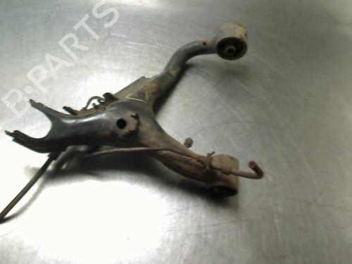Used Left front suspension arm Left front suspension arm LAND ROVER DISCOVERY III (L319) 2.7 TD 4x4 (190 hp) 34685580 34685580