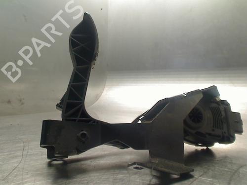 Used Pedal Pedal PEUGEOT EXPERT Van (VF3A_, VF3U_, VF3X_) 1.6 HDi 90 16V (90 hp) 34686007 34686007