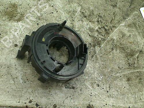 squib-airbag-audi-a4-b5-8d2-1994-1995-1996-1997-1998-1999-2000-2001-34653898 main image