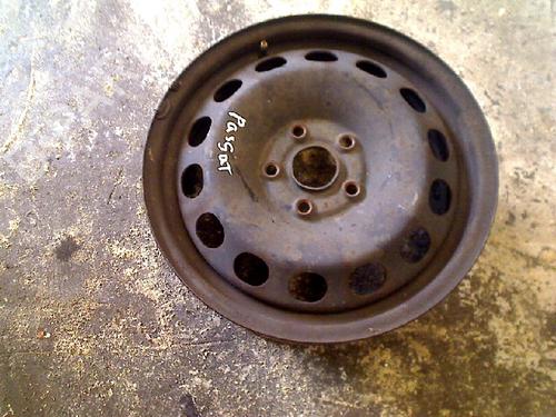 rim-vw-passat-b5-variant-3b5-1997-1998-1999-2000-2001-34674149 main image